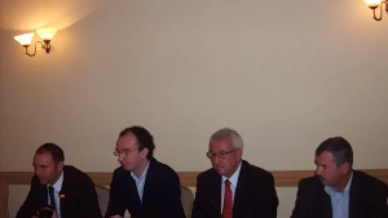 Aproape 60 de milioane de oameni mor anual din cauza cancerului