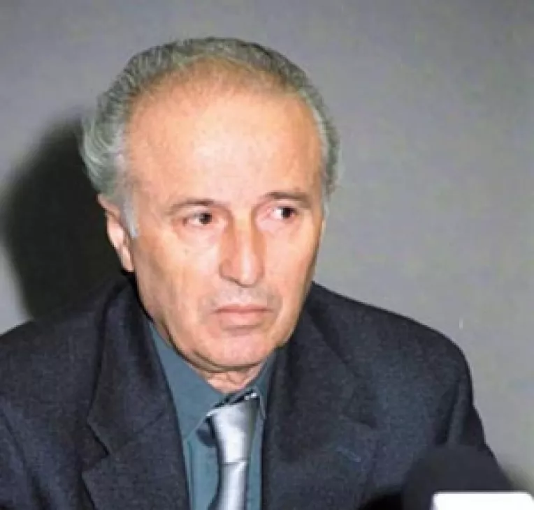 Au trecut 10 ani de la moartea lui Dumitru Tinu, patronul ziarului Adevarul