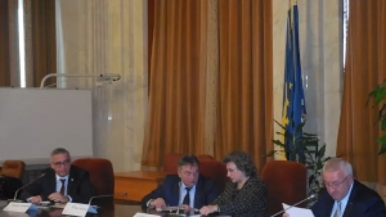 In Romania, o femeie din 7 are o problema la sani, dar nu se duce la medic de frica sau rusine