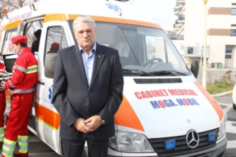 Mai aproape de oameni: Cabinetul medical "Moga Mobil"