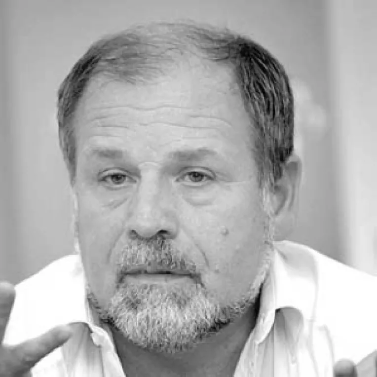 Mircea Chelaru si Codrin Stefanescu au fost exclusi din Partidul Conservator