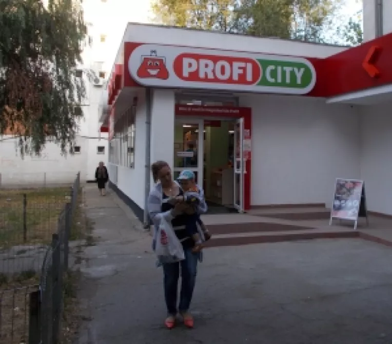 Noi magazine Profi la Fundu Moldovei si Galati