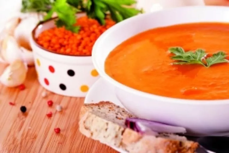 O reteta delicioasa: Supa-crema de linte rosie