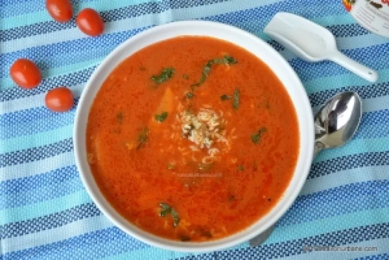 RETETA UNICA.RO: SUPA CREMA DE ROSII