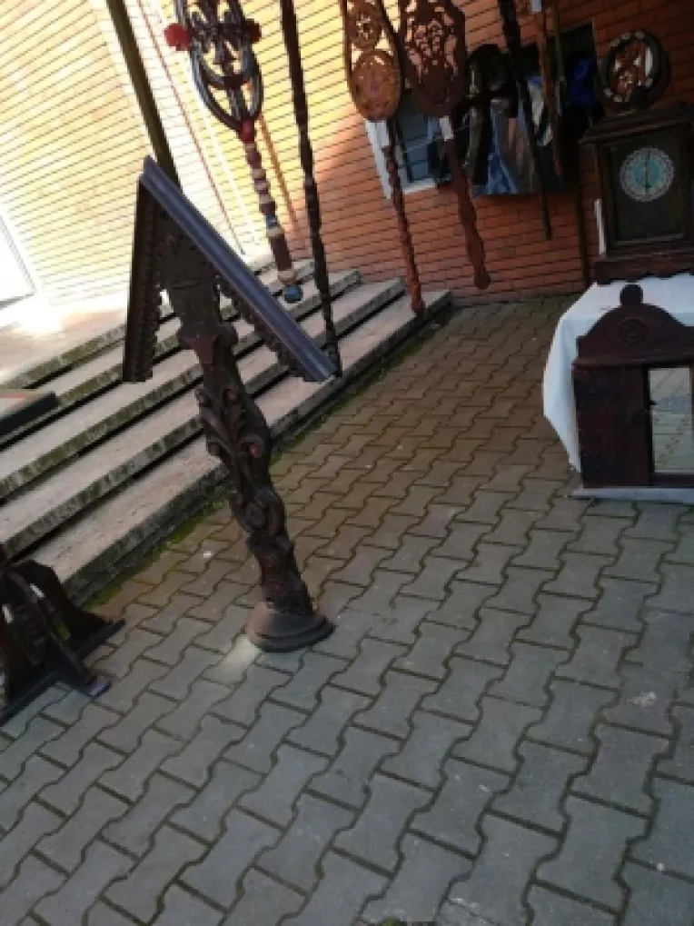 Tudor Manciulea: Noutatin din lemn pictate!